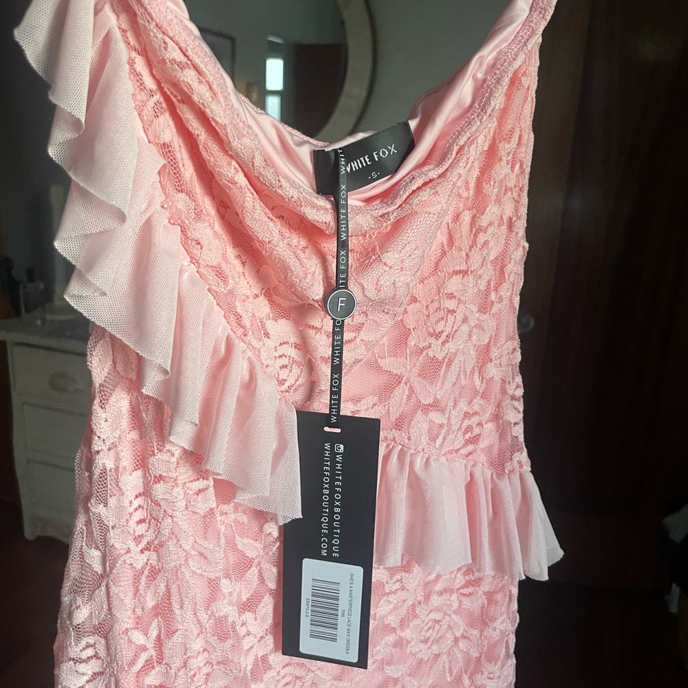 She’s a Masterpiece Lace Maxi Dress by White Fox. Size Small in pink. New w/tags